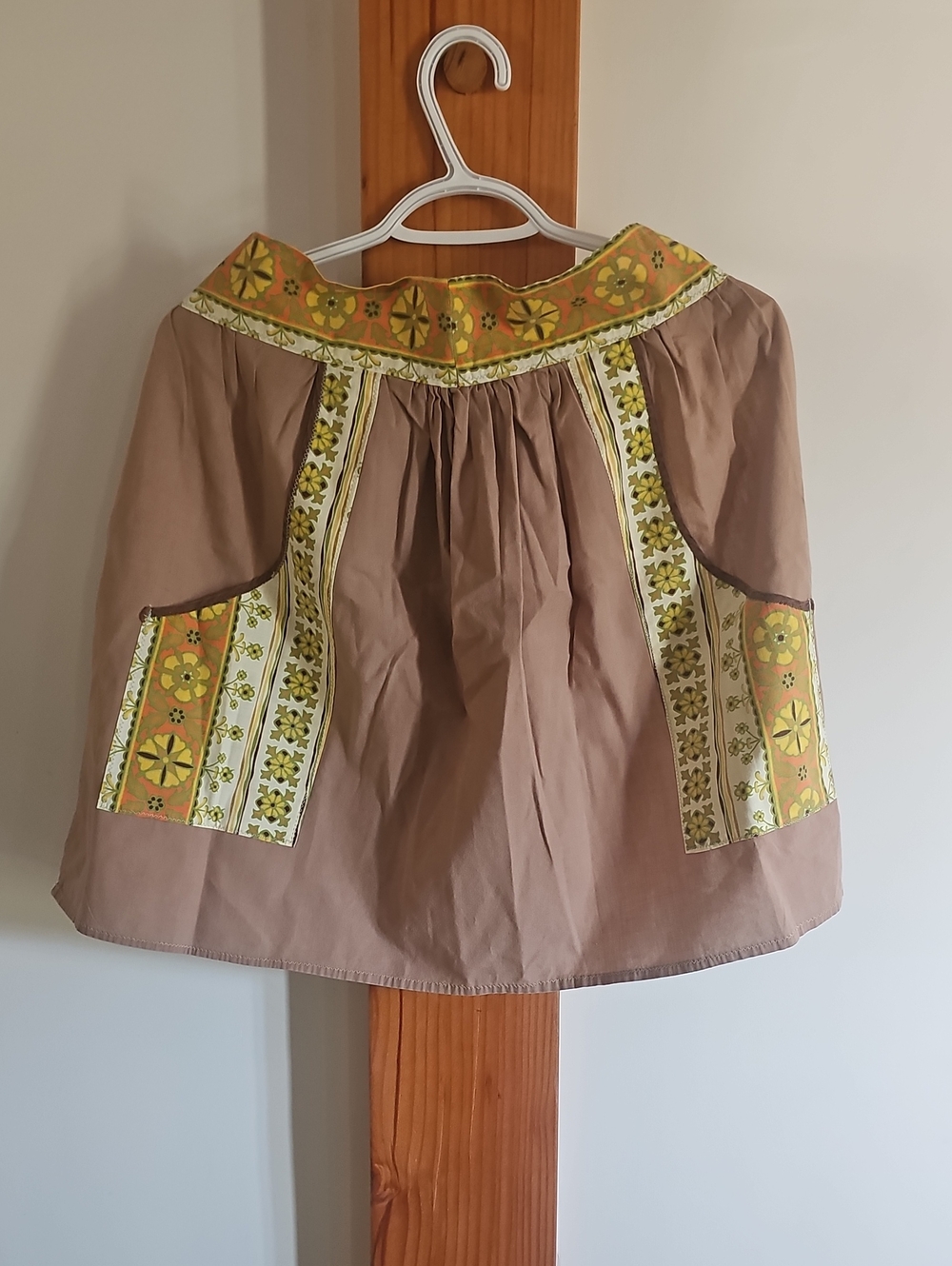 Vintage Groovy 70s Half Apron